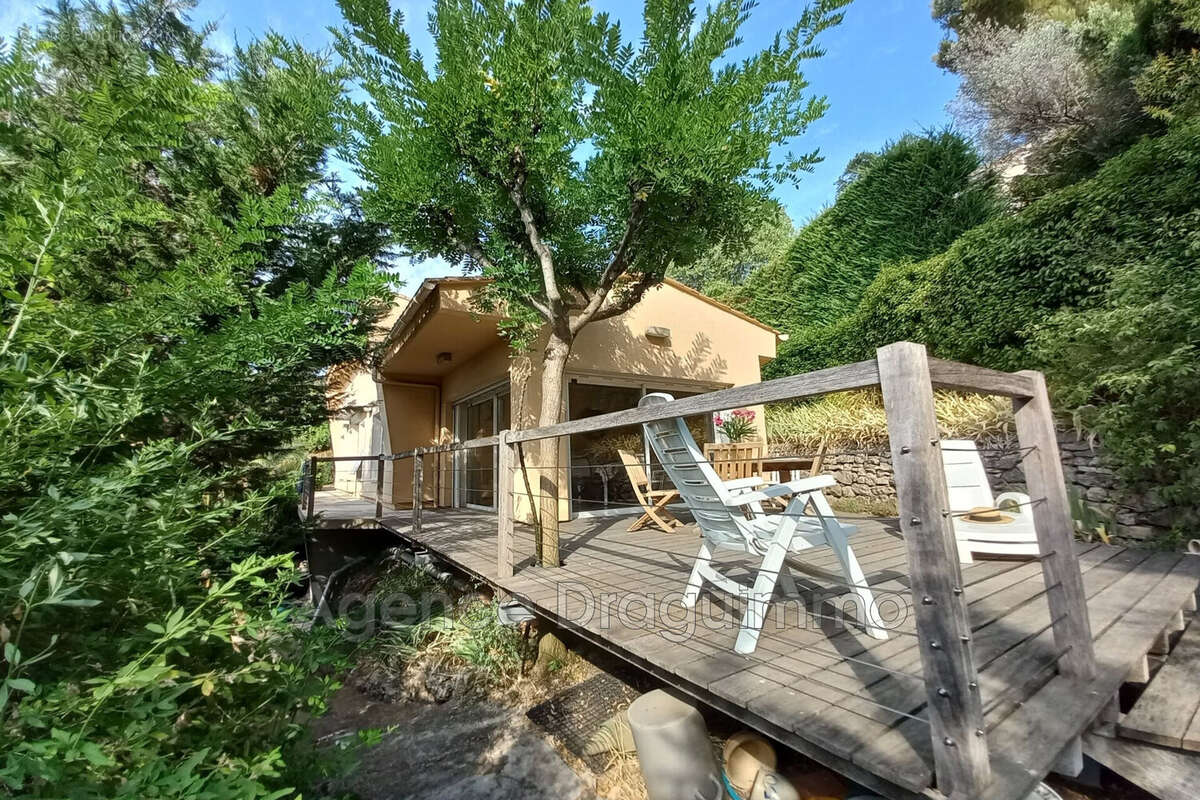 Maison 84 m² à Draguignan  - photo 2