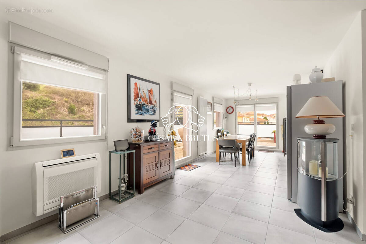 Appartement à PONT-EVEQUE