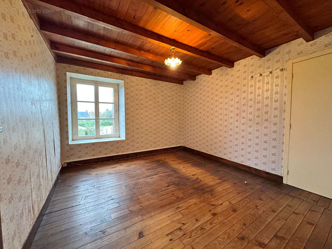 Maison à BRICQUEBEC