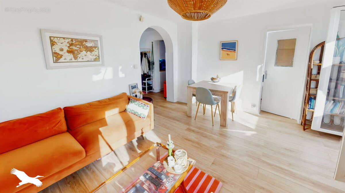 Appartement à MARSEILLE-9E