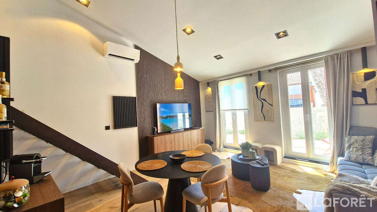 Appartement à FREJUS