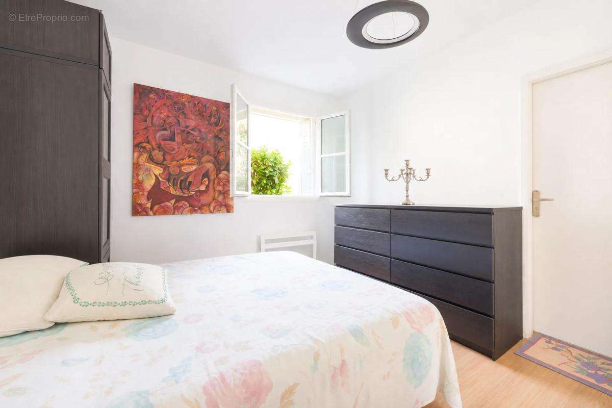 Appartement de 4 pièces de 80 m² situé à Garches - photo 12