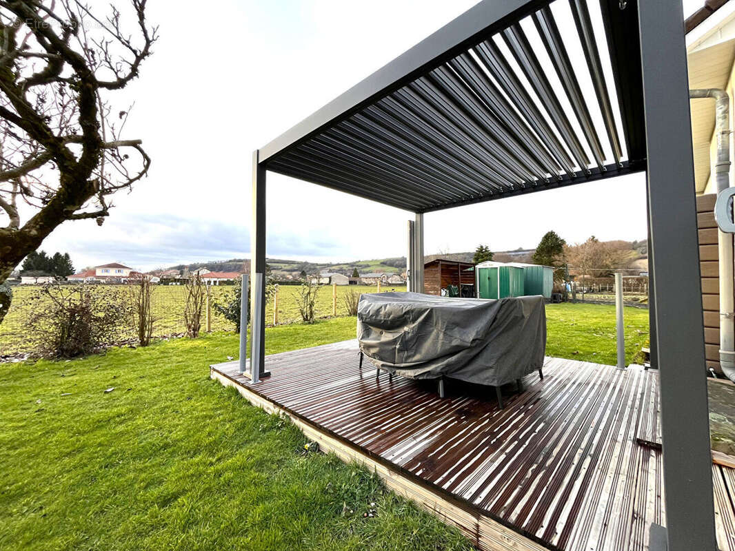 Maison à ARPAJON-SUR-CERE