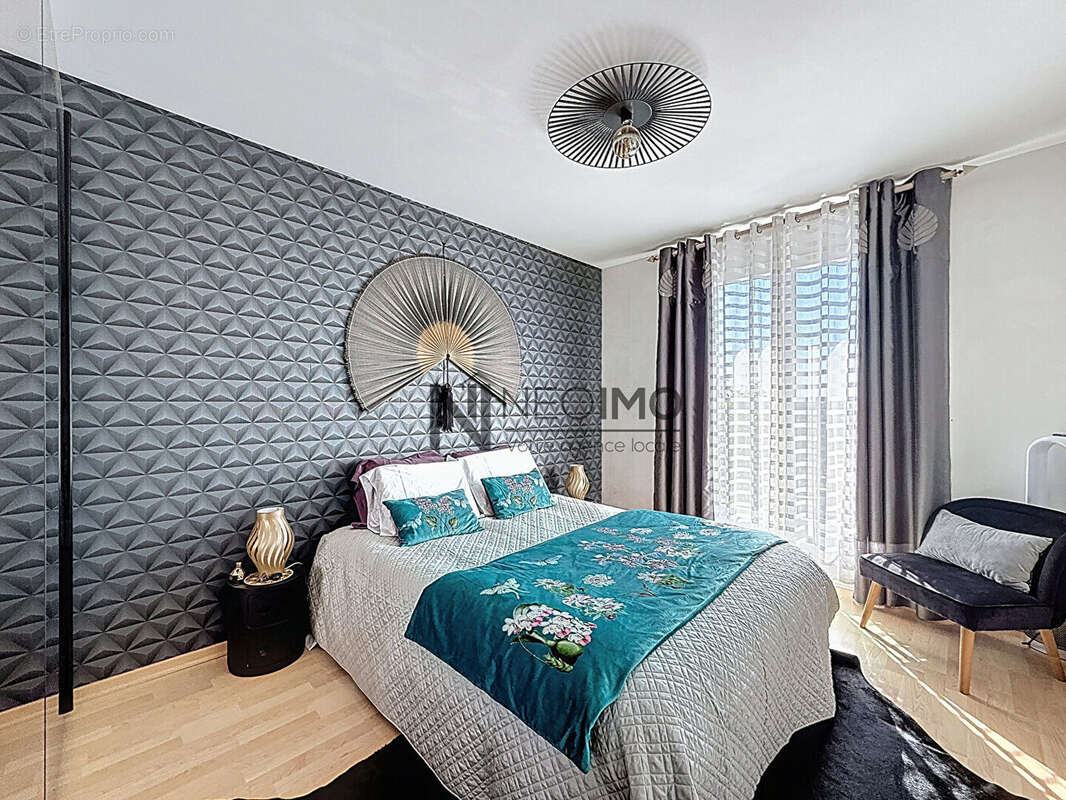 Maison à NEUFCHATEAU