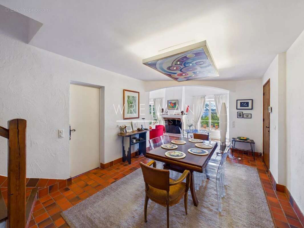 Maison à MONTAUROUX