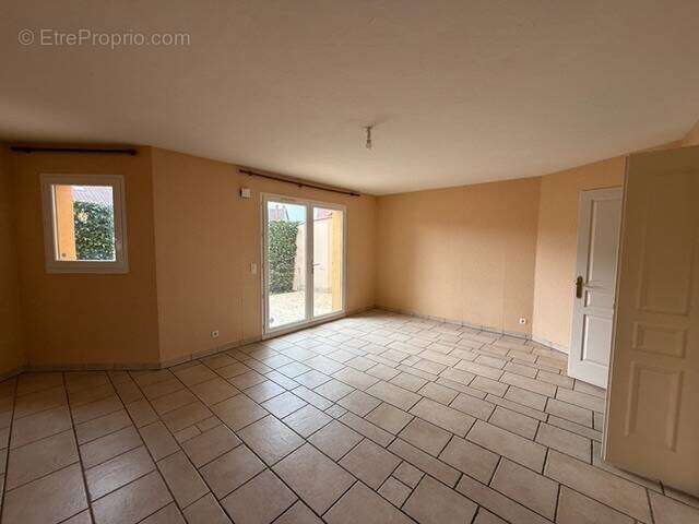 Appartement à SEGNY