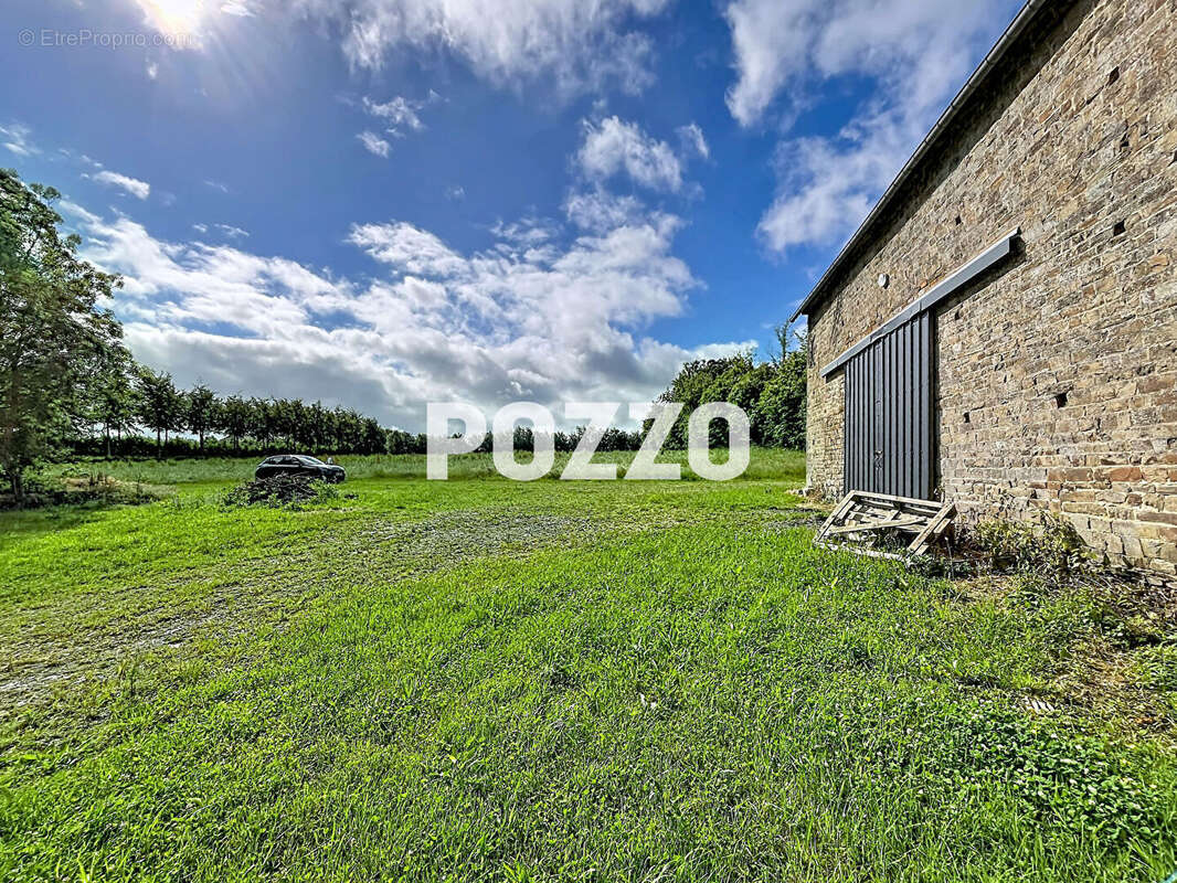 A vendre maison a restaurer avec batiment a valdalliere (14) - photo 4