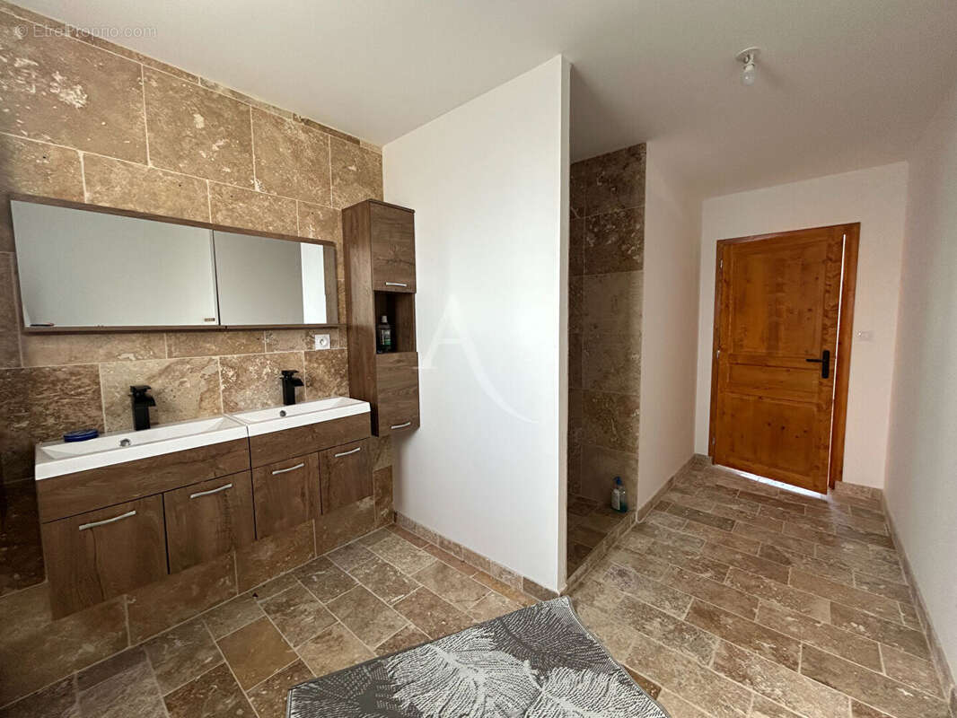 Maison à CHATEAU-GONTIER