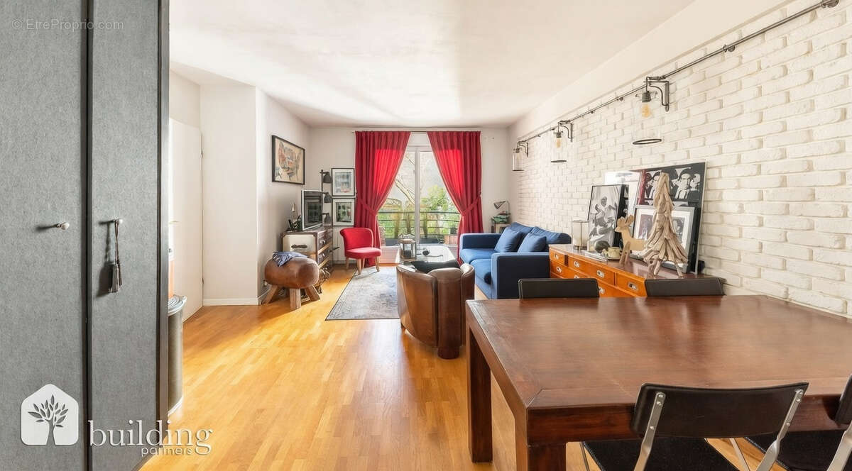 Appartement à LEVALLOIS-PERRET