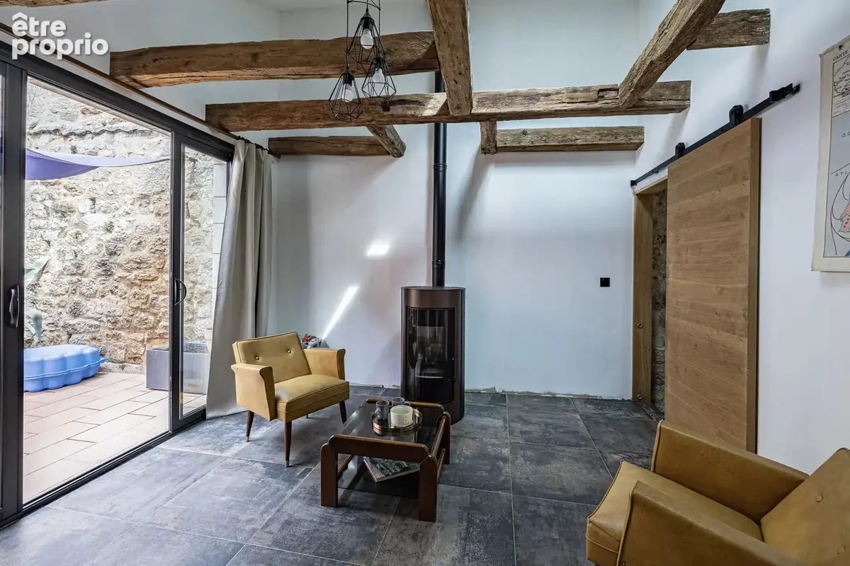 Magnifique propriété rénovée de 3 chambres au cœur de la ville médiévale de Figeac ! - photo 6