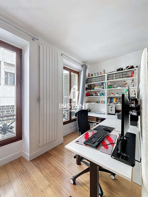 Appartement à PARIS-9E