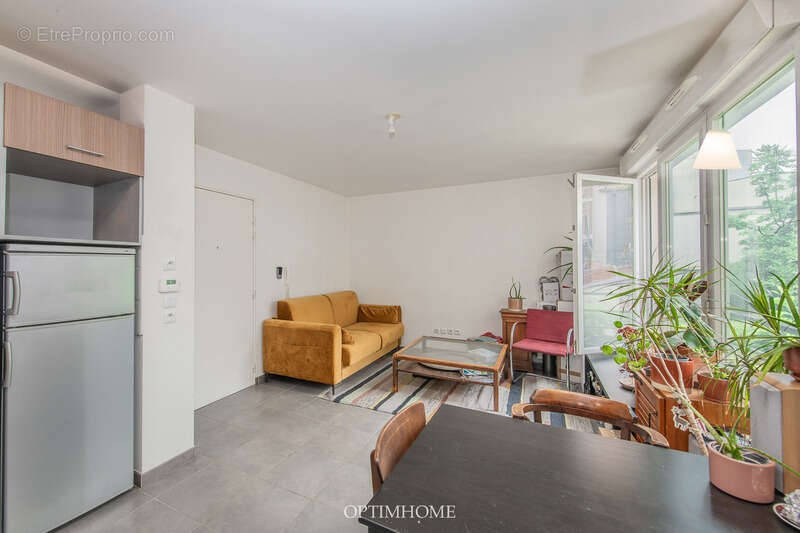 Mairie des lilas -  immeuble 2012 - appartement 3 pièces - 2 chambres– 53 m² – - photo 26