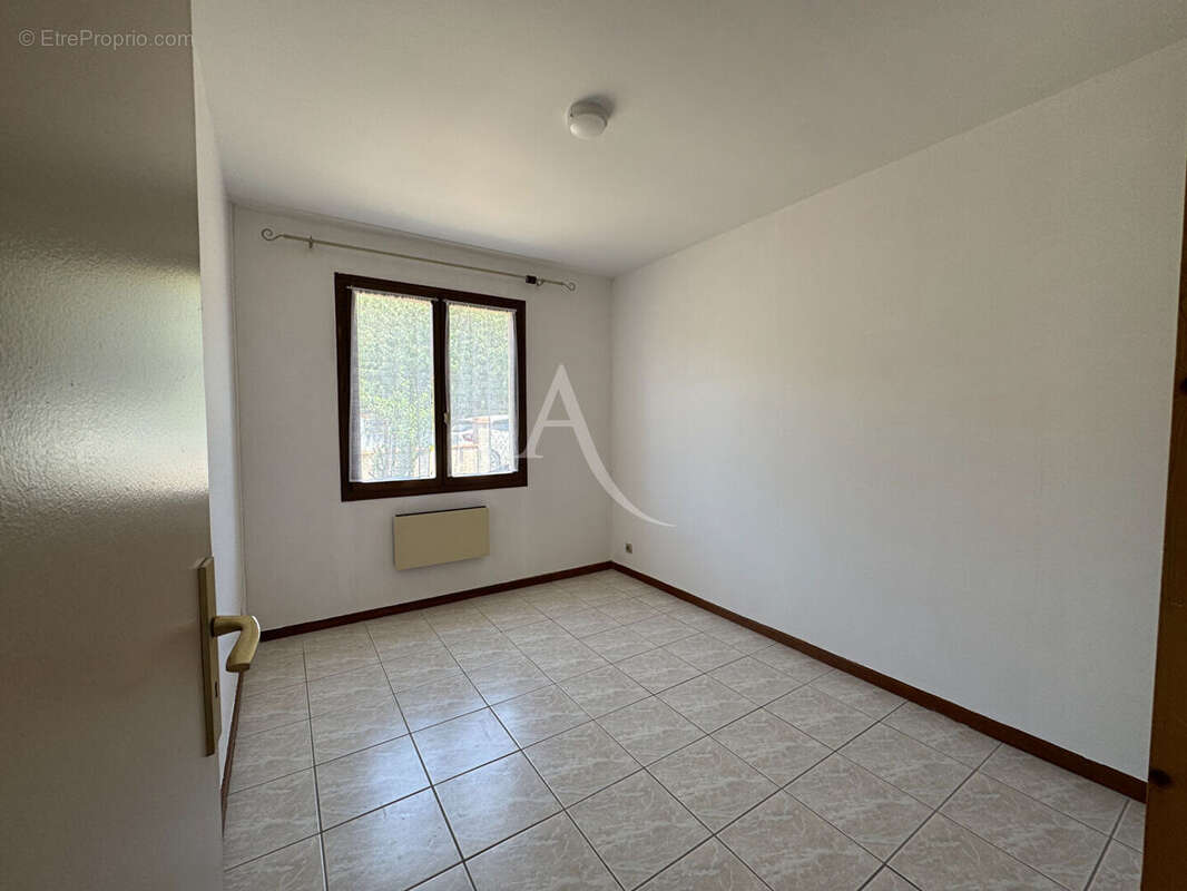 Maison T4 avec sous-sol complet - photo 8
