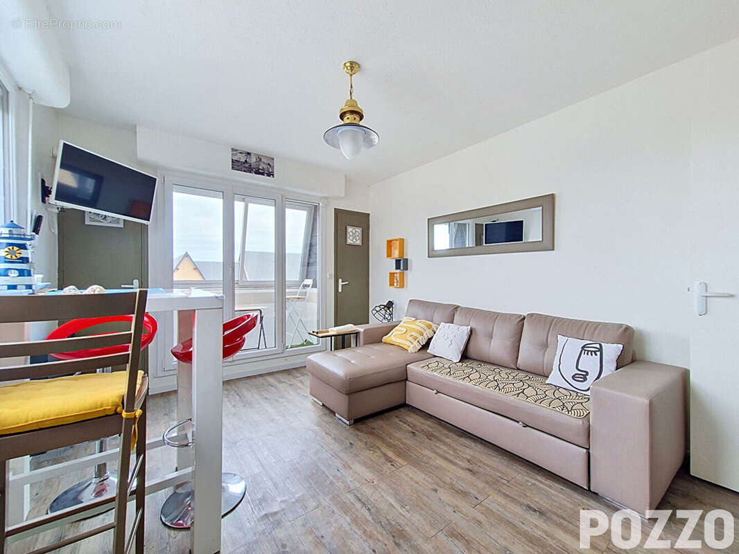 Appartement à COURSEULLES-SUR-MER