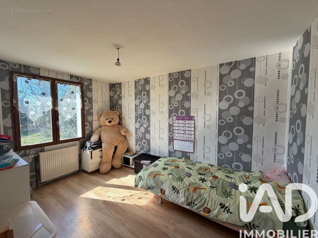 Maison 90 m² à Thurageau  - photo 6