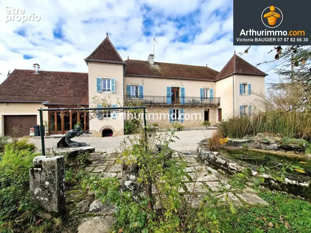 Maison à SAVIGNY-EN-REVERMONT