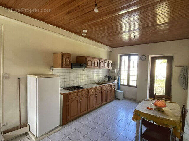 Maison 170 m² à Jouy-Sur-Morin  - photo 6