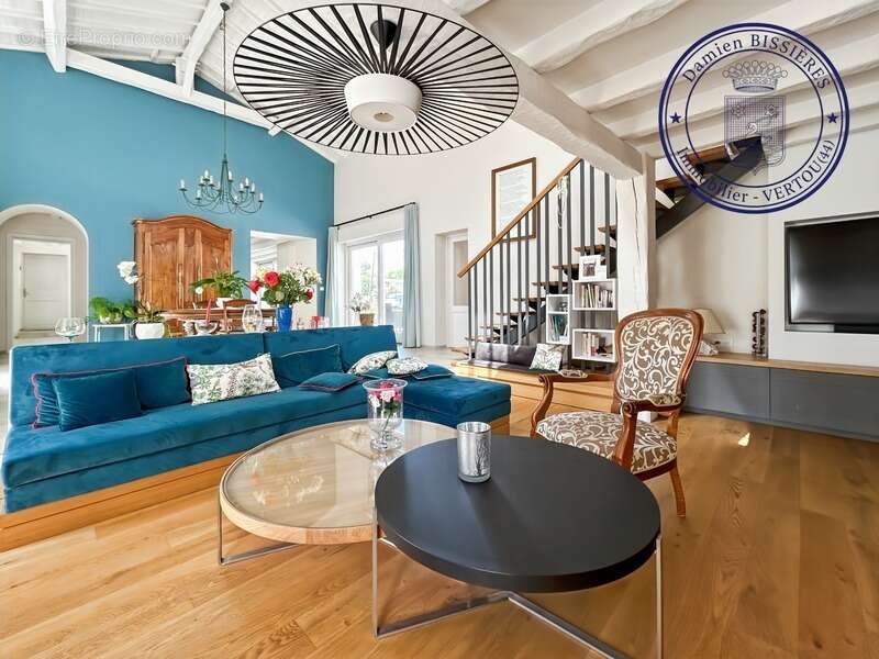 Vertou – L’élégance d’une longère sublimée : 200 m² de caractère entre bourg et vignes - photo 16