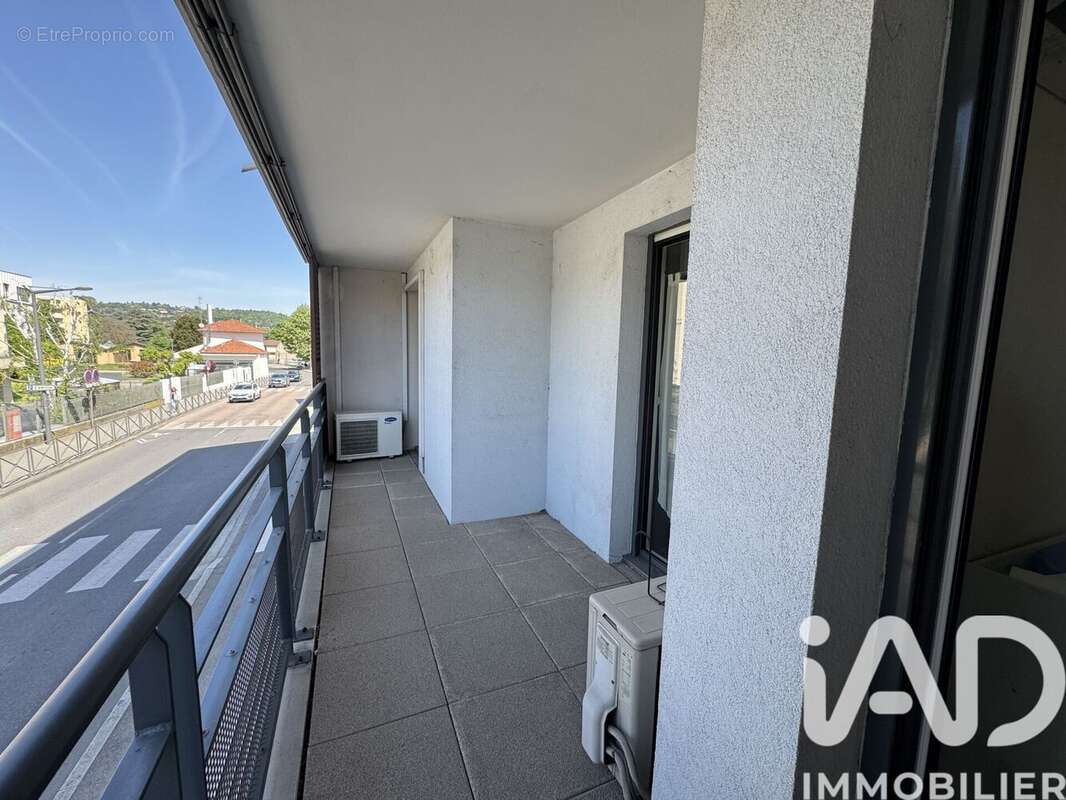 Photo 6 - Appartement à OULLINS
