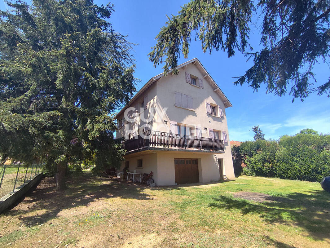 Maison à SAINT-GERMAIN-LAVAL