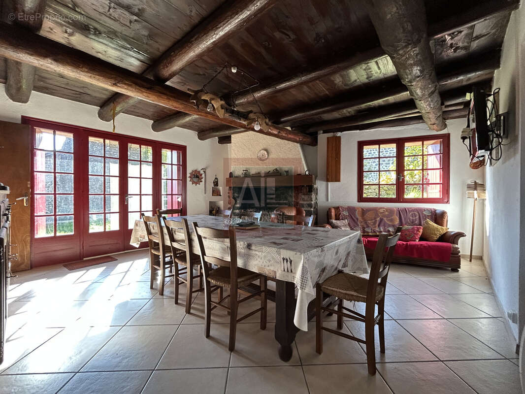 Maison à LANDOS