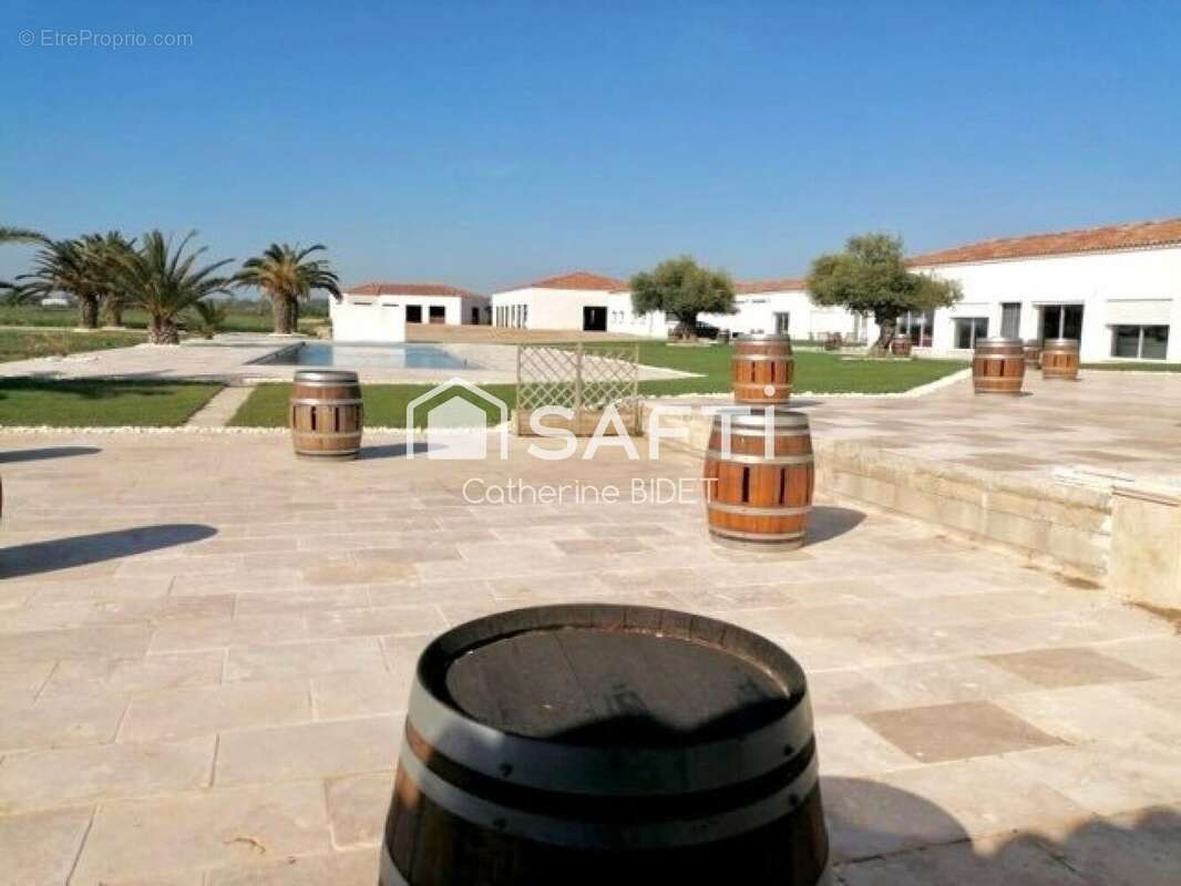 Photo 2 - Maison à AIMARGUES