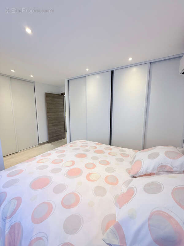 Appartement à LE CANNET