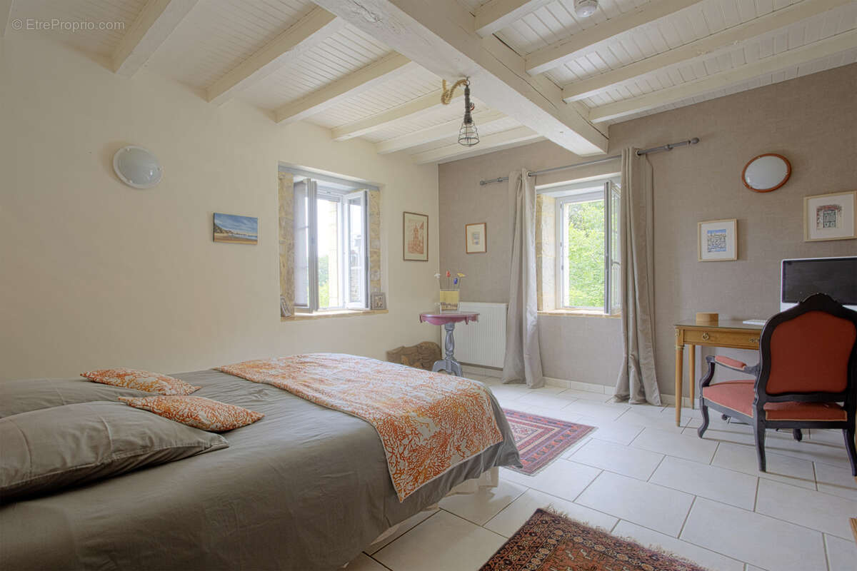 Authentique Maison de Caractère Rénovée - photo 5