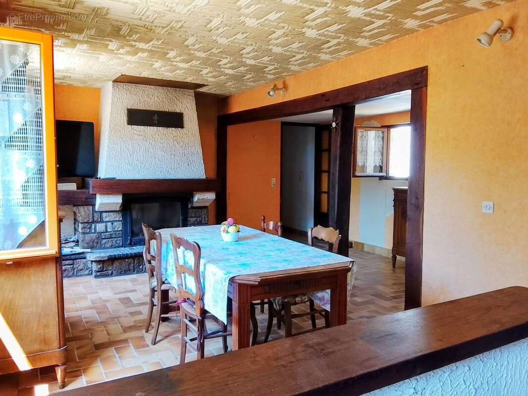 Maison à CHAMBEUGLE