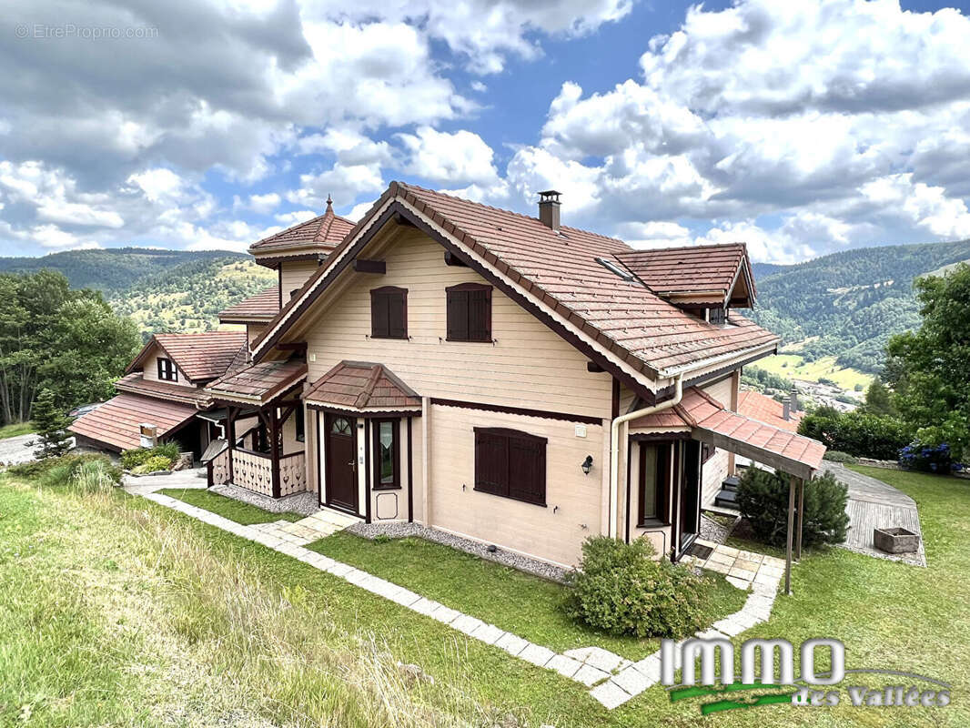 Appartement à LA BRESSE