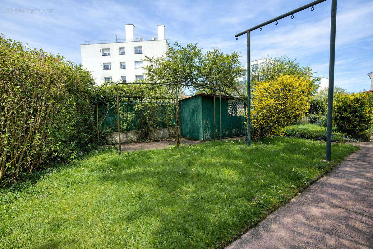 Maison à JARVILLE-LA-MALGRANGE