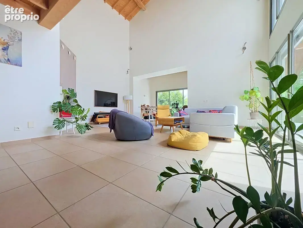 Maison - 5 Chambres - Possibilité 6 - Garage - Atelier - Buanderie - Piscine - Jardin - Terrasse - Au calme Absolu - photo 5