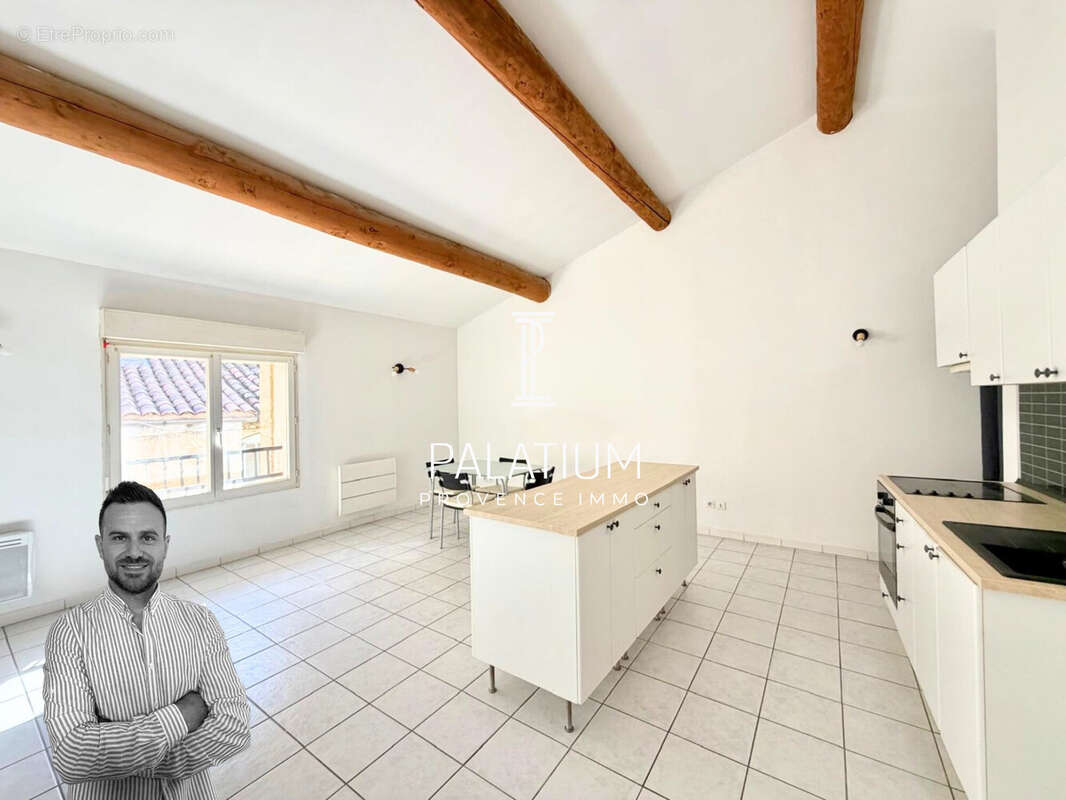 Appartement à SALON-DE-PROVENCE