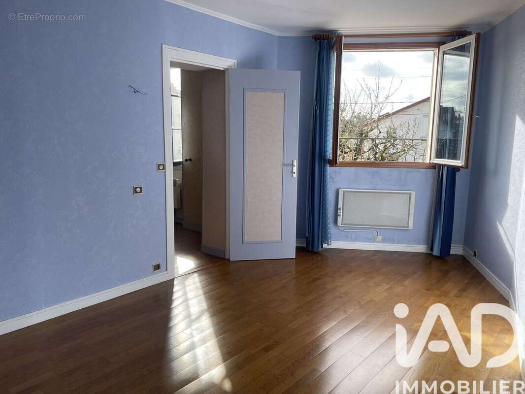 Photo 9 - Maison à NANTEUIL-LES-MEAUX