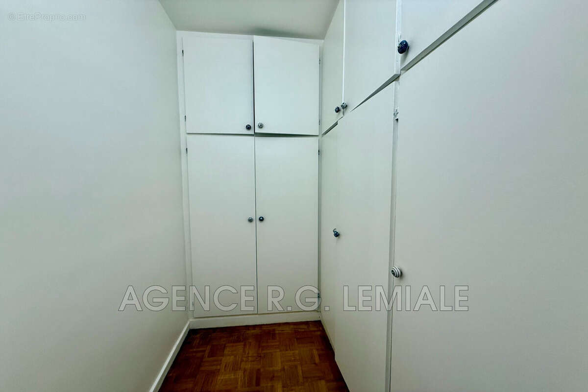 Appartement à MAISONS-LAFFITTE