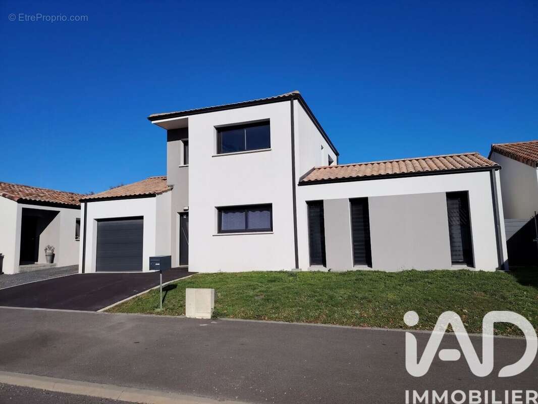 Photo 2 - Maison à DOMPIERRE-SUR-YON