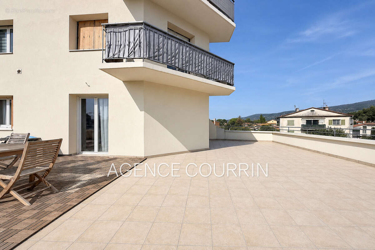 Appartement 49 m² à Grasse  - photo 9
