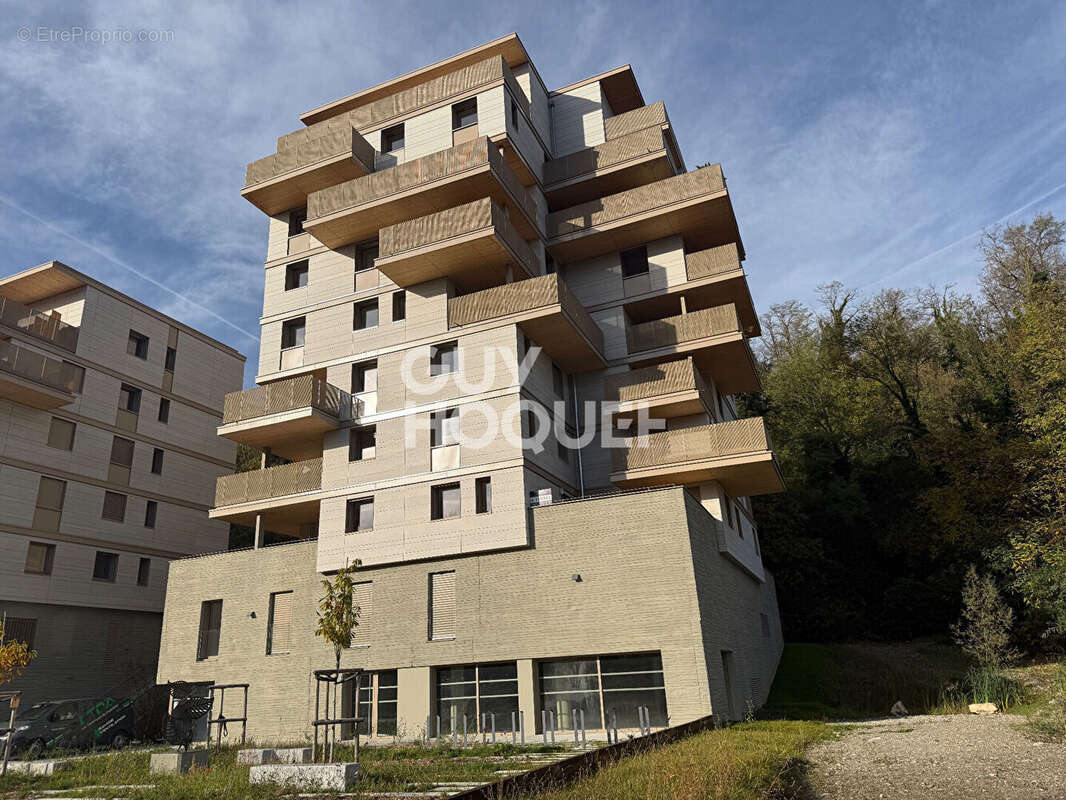 Appartement à LE BOURGET-DU-LAC