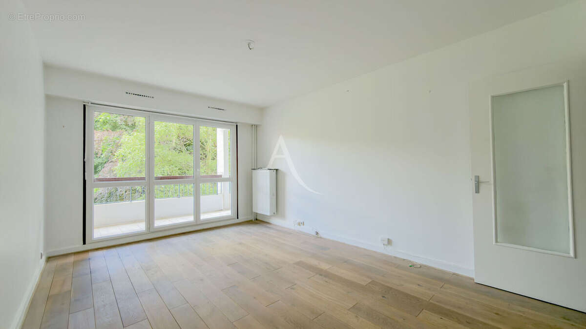 Appartement à YERRES