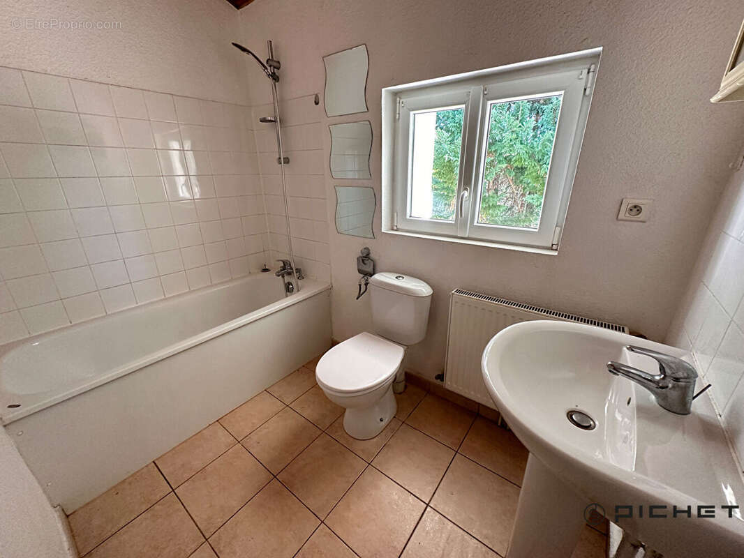 Maison style basque - Beaux espaces - photo 11