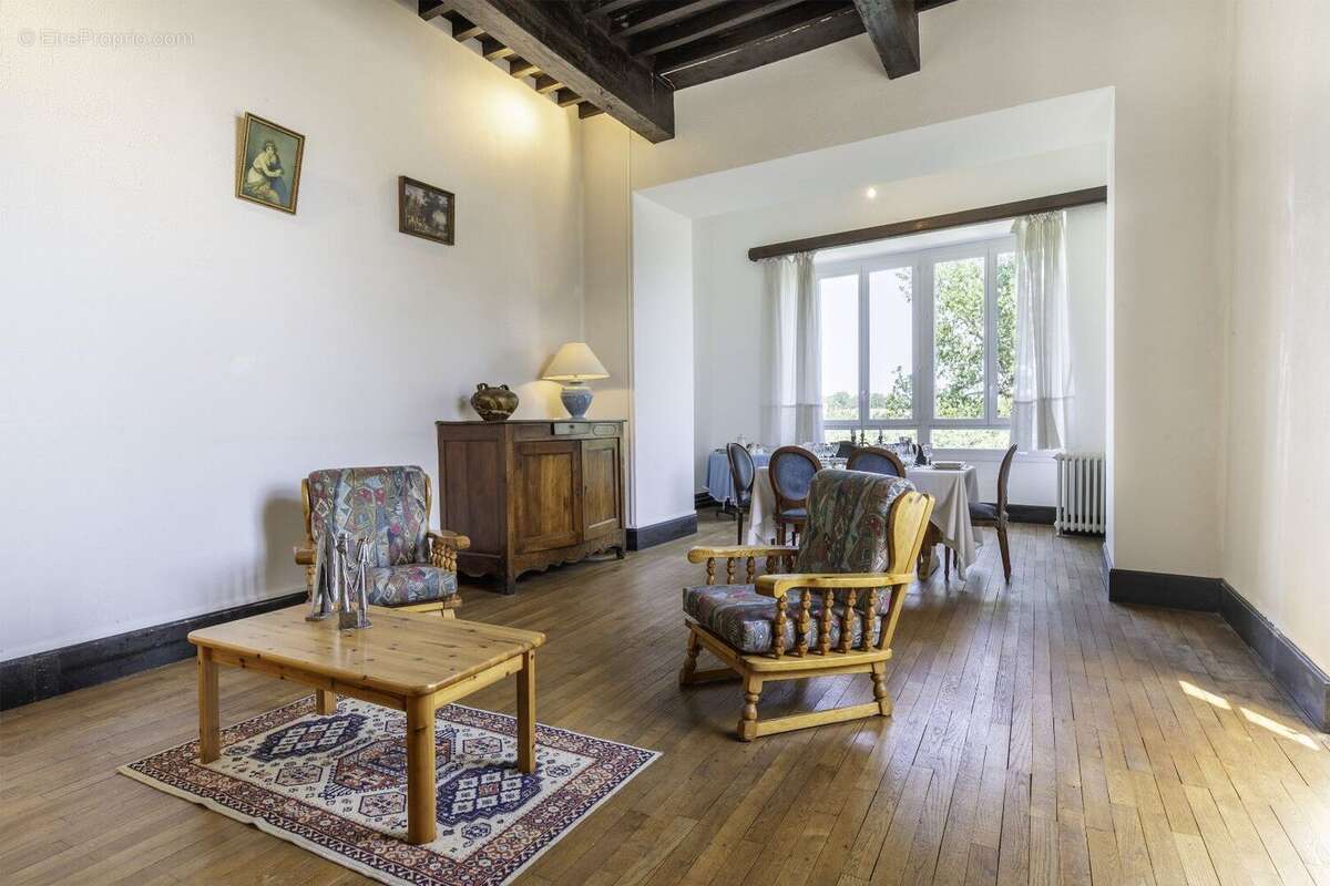 EXCLUSIVITÉ - Un air d'hôtel particulier au coeur du Quercy - photo 7