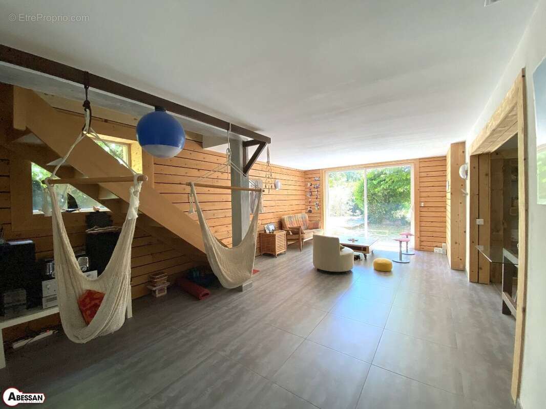 Maison 145 m² à Ales  - photo 7
