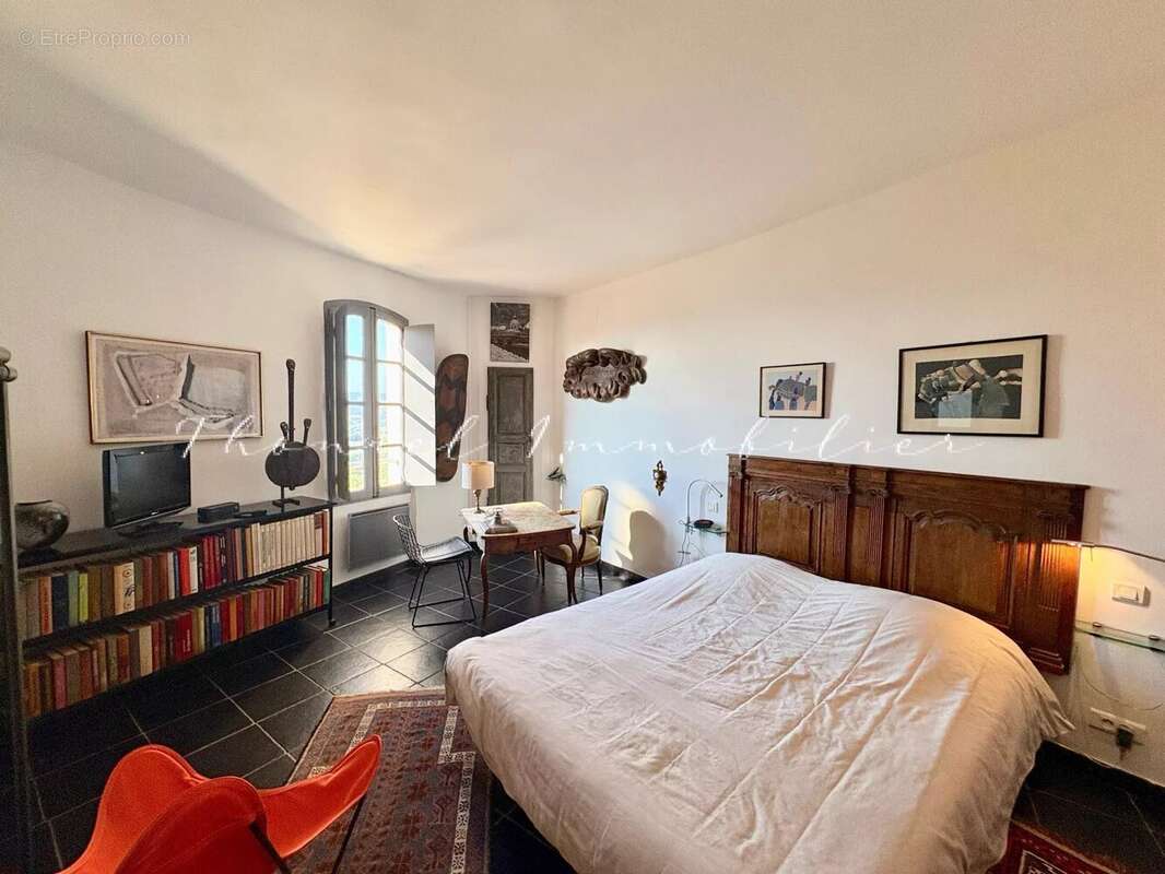 Appartement à GRIMAUD