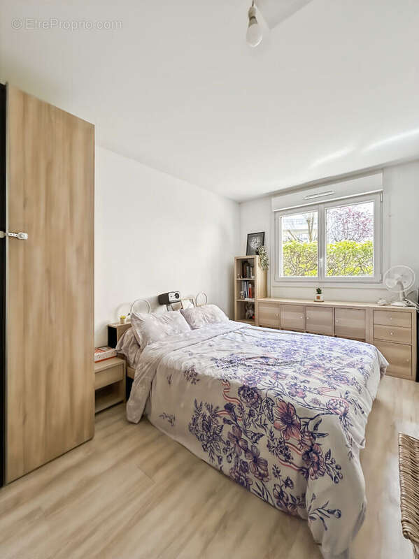 Appartement à ROSNY-SOUS-BOIS