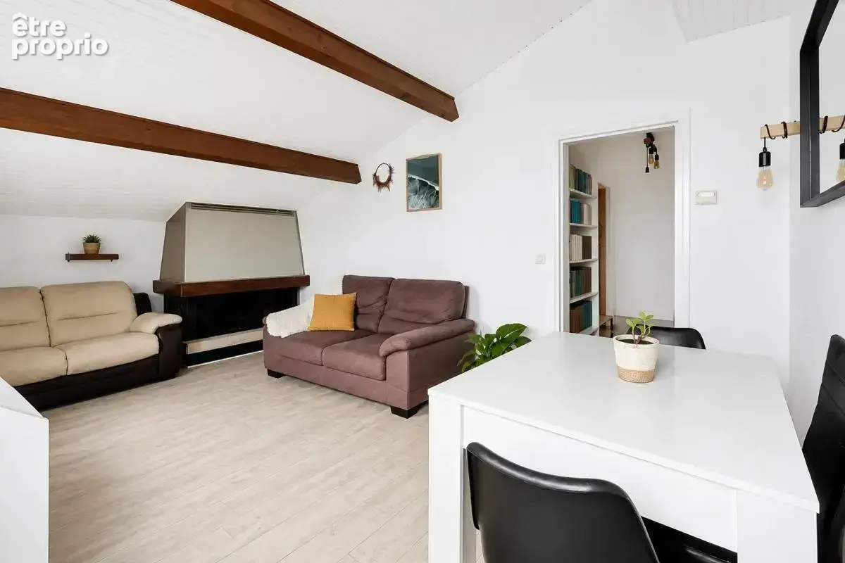 Appartement T3 au dernier étage - 61 m2 - Urrugne centre - photo 4