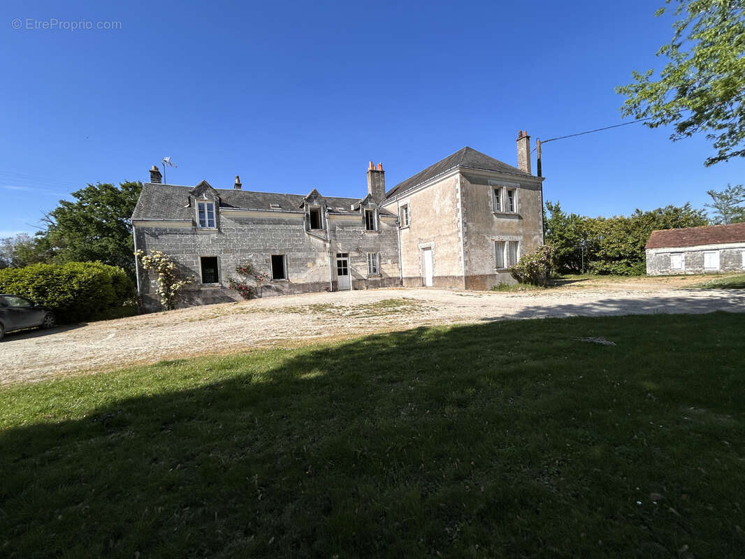 Maison à DOLUS-LE-SEC