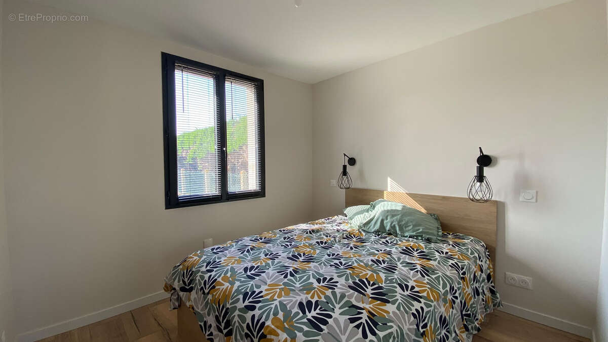 Maison familiale de 159 m2 avec studio indépendant - photo 15