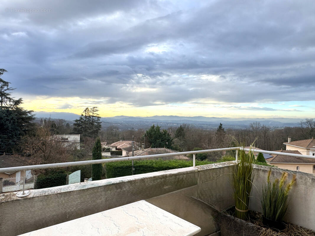 Appartement à LIMONEST