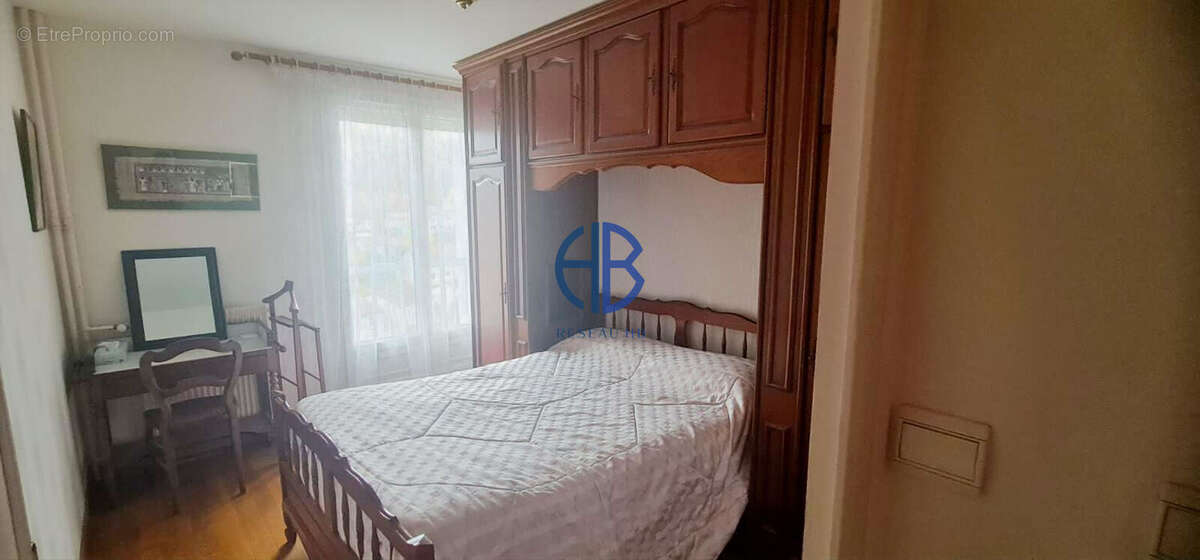 Appartement à SAINT-MARTIN-D'HERES