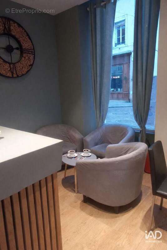 Photo 3 - Commerce à CHAGNY